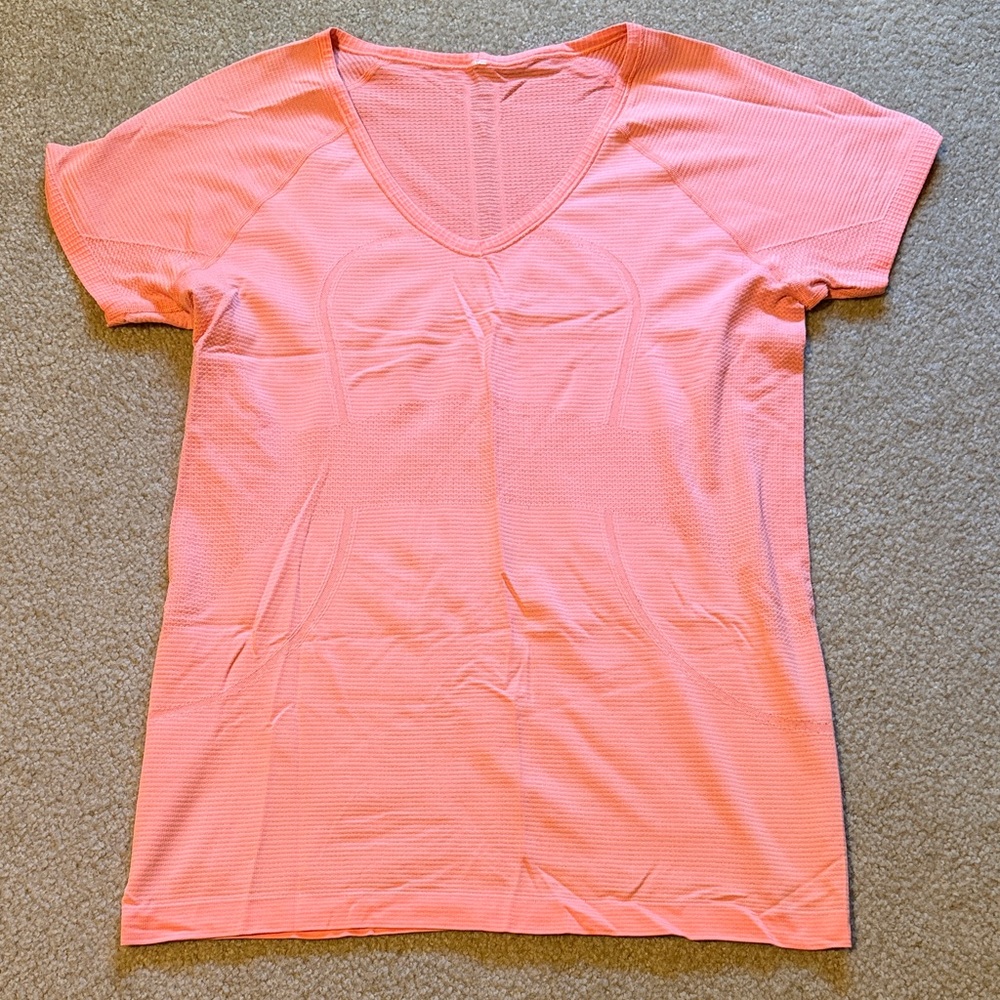 Lululemon Coral V-Neck Top size 12